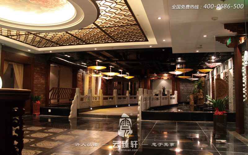 小橋、流水、金魚、油紙傘,一動一靜能讓生活在現代都市的人們瞬間卸下沉重重的思想包袱