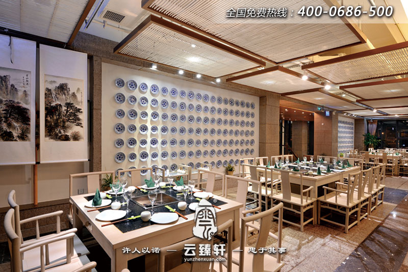 中式火鍋店大堂設(shè)計效果圖